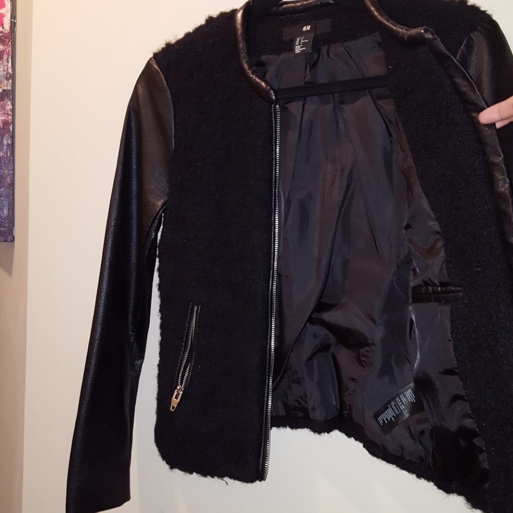 Black jacket - Picture 3 of 4